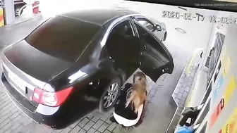 Pissing While Refueling The Car