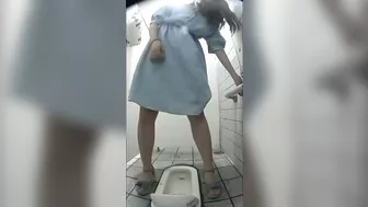 15385506 Looking into the Japanese style toilet of beautiful women from the front