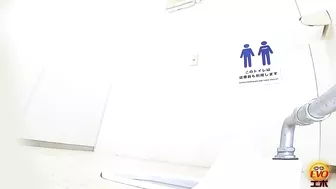 EE-720 03 Nurses at the bladder limit with pee protruding halfway! Japanese style toilet voyeur